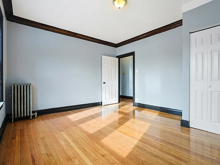 7955 S Paulina St — Photo 10