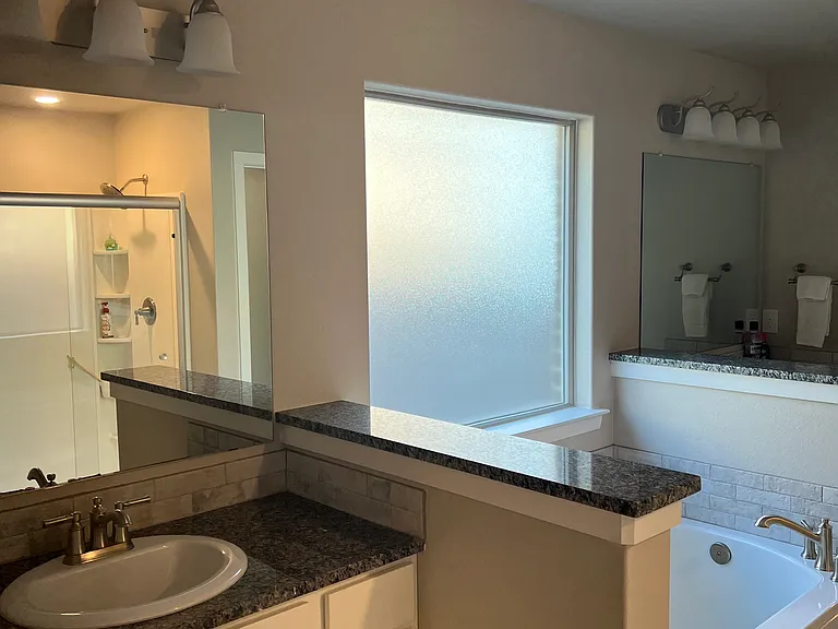 2405 Outlaw Ct — Photo 9