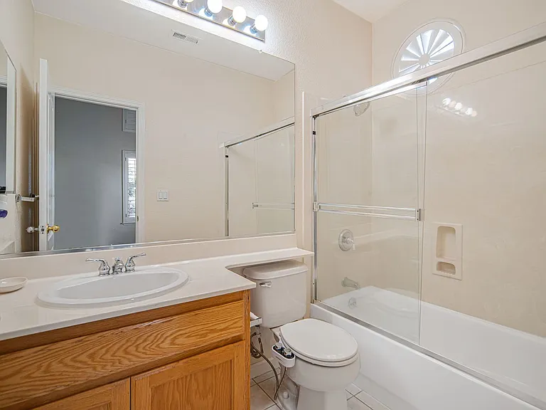 48900 Sauvignon Ct — Photo 29