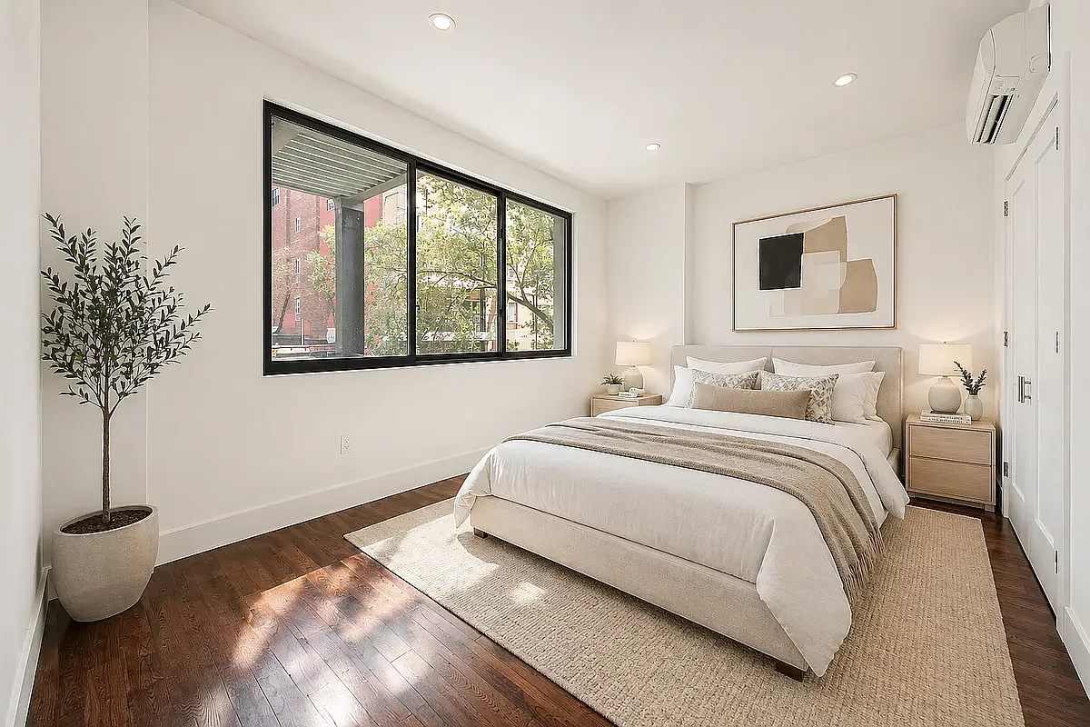 413 East 78th Street — Photo 3