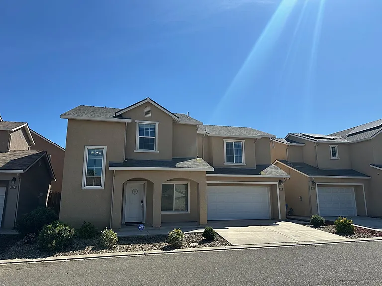 1338 Hermosa Dr — Photo 40
