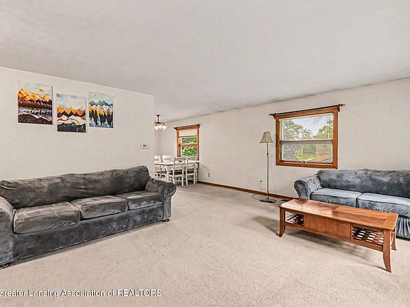 3rd image of 6950 Delta River Dr