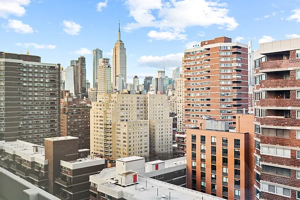 Rented by Platinum Properties | media 8