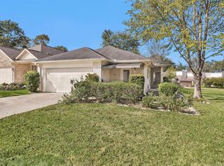 106 Fairway View Ct, Montgomery, TX 77356