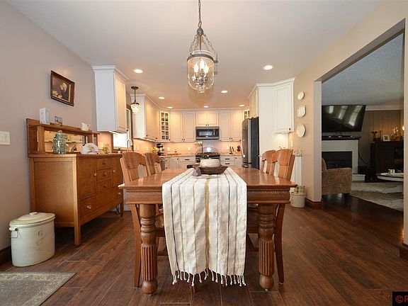 5th image of 1044 Orchard Rd