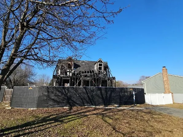 5620 Reardon Ln, Woodbridge, VA 22193