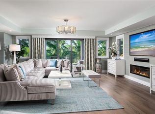 969 8th Ave S #202, Naples, FL 34102