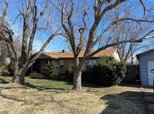 416 S Czech Hall Rd, Mustang, OK 73064