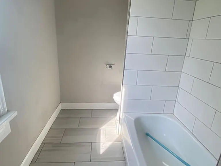 3905 W Forest Park Ave — Photo 13