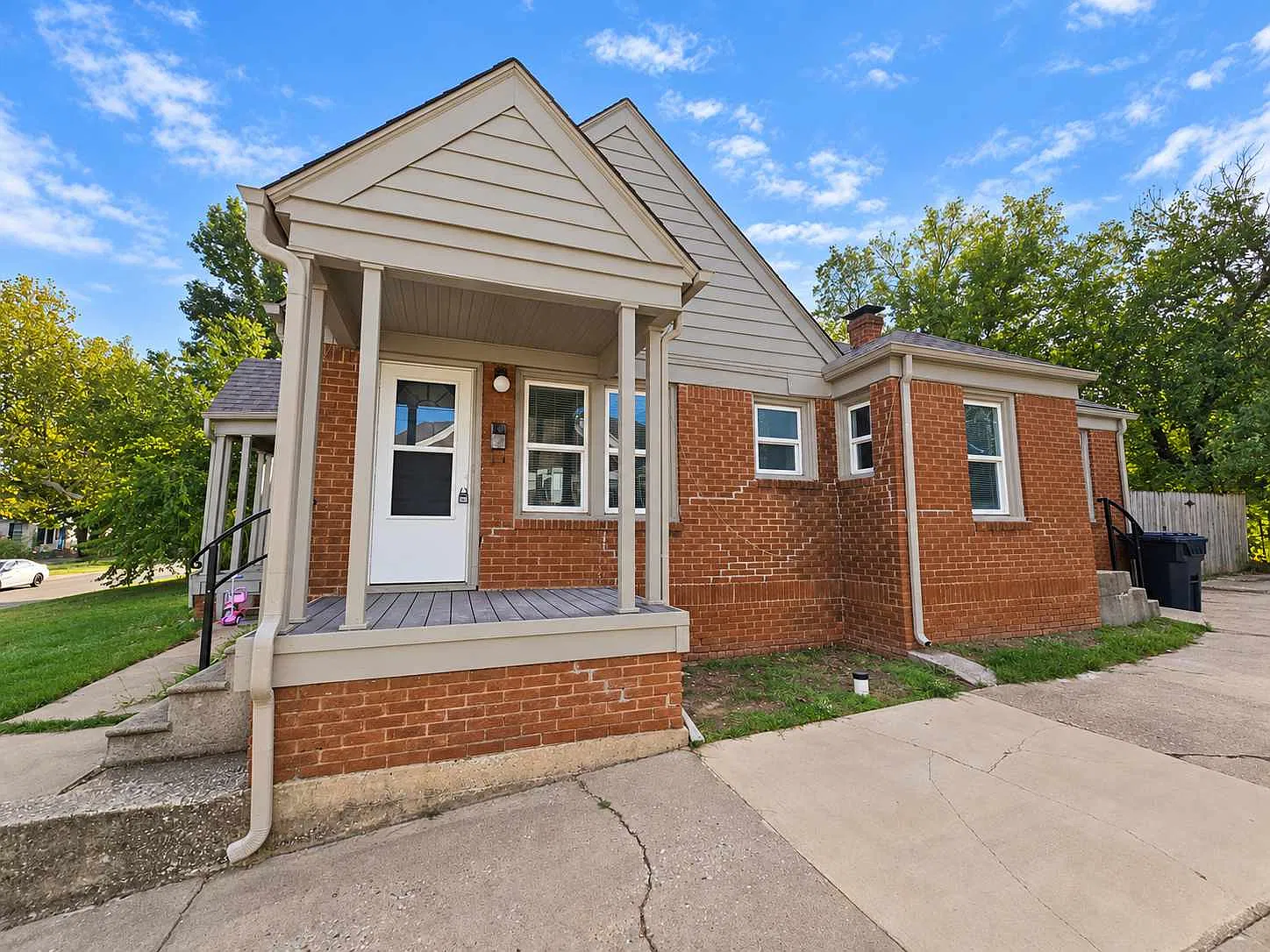 1 bed, 650 sqft, $900 — Photo 1