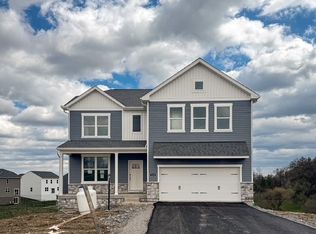 119 Matthews Dr, Finleyville, PA