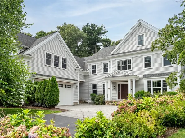 88 Woodbine Cir, Needham, MA 02494