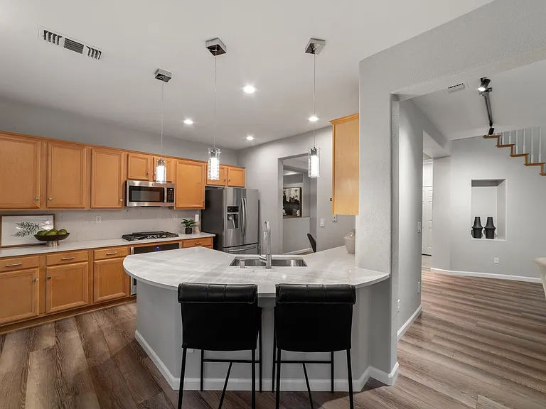 9837 Villa Francisco Ln — Photo 15