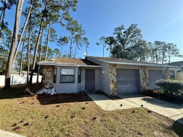 6 Wells Pl #A, Palm Coast, FL 32164