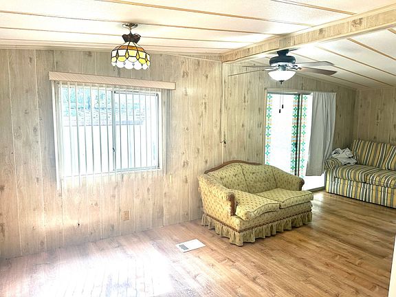 4th image of 118 Irwin Dr
