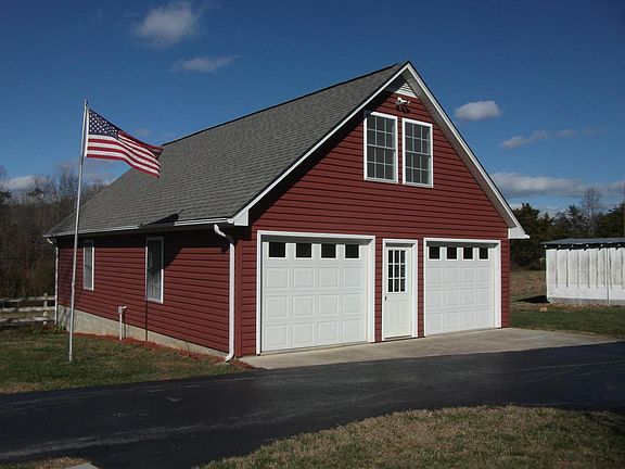 2nd image of 1631 Colonial Tpke