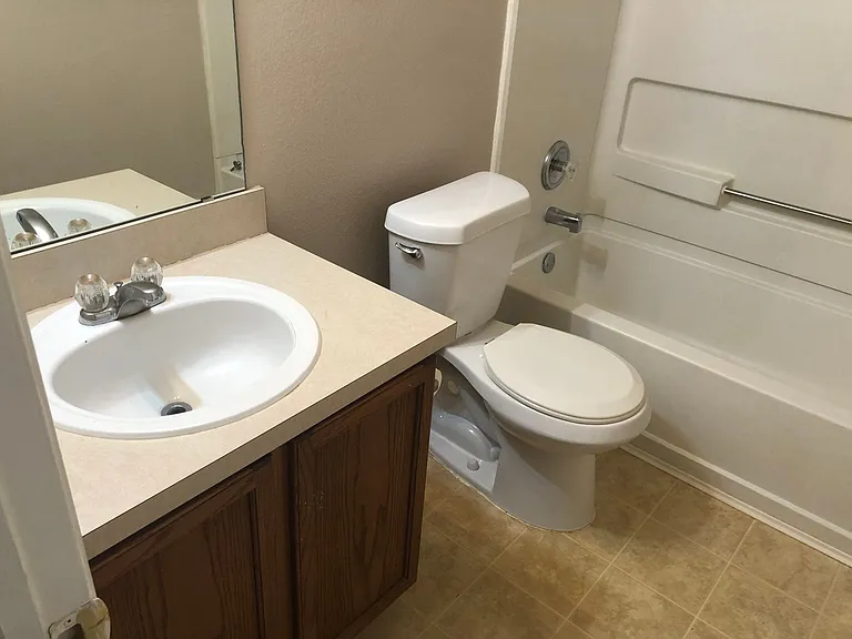 106 Oakhurst Dr — Photo 15