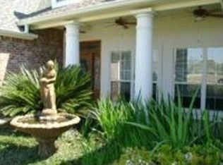 16480 New Horizon Ln, Prairieville, LA 70769