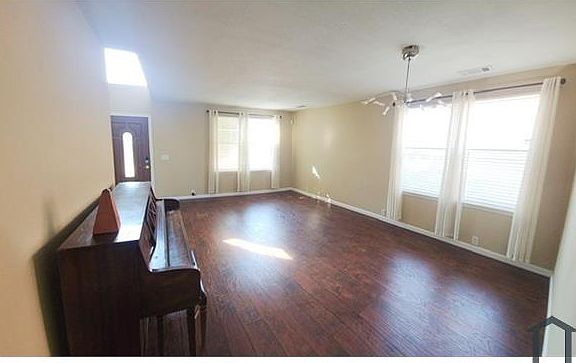 2nd image of 303 Harvard Dr