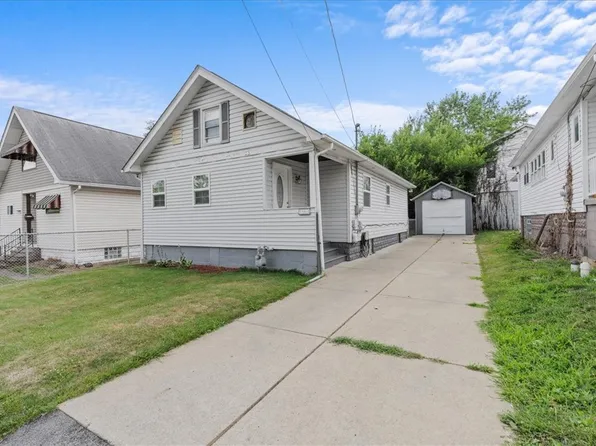 906 Cherry St, Aliquippa, PA 15001