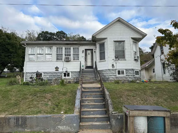 739 Us Highway 19 S, Weston, WV 26452