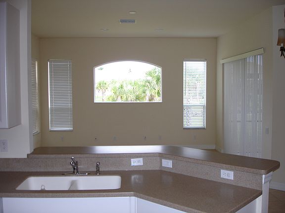 5th image of 9119 Estero River Cir