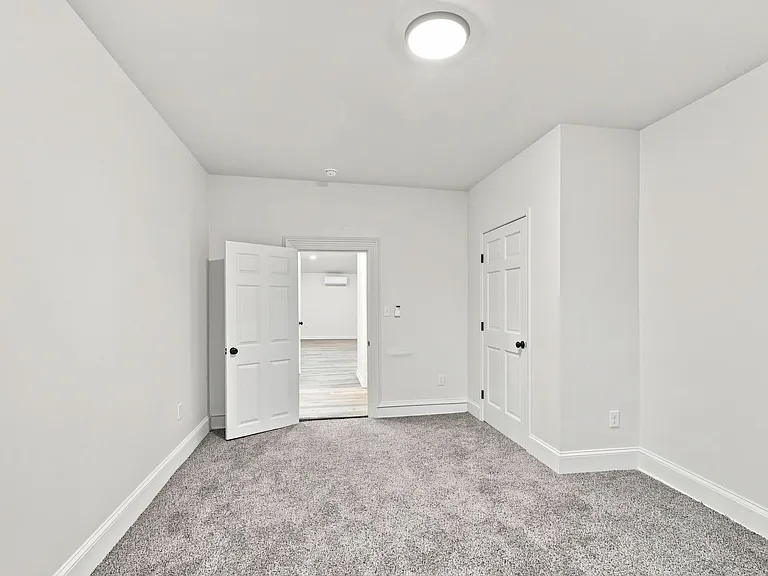 1890 Water St — Photo 11