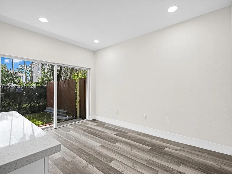 1681 SE 30th St #1681 — Photo 12