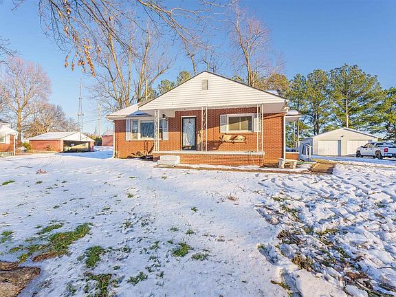 3rd image of 2736 Wimsatt Ct