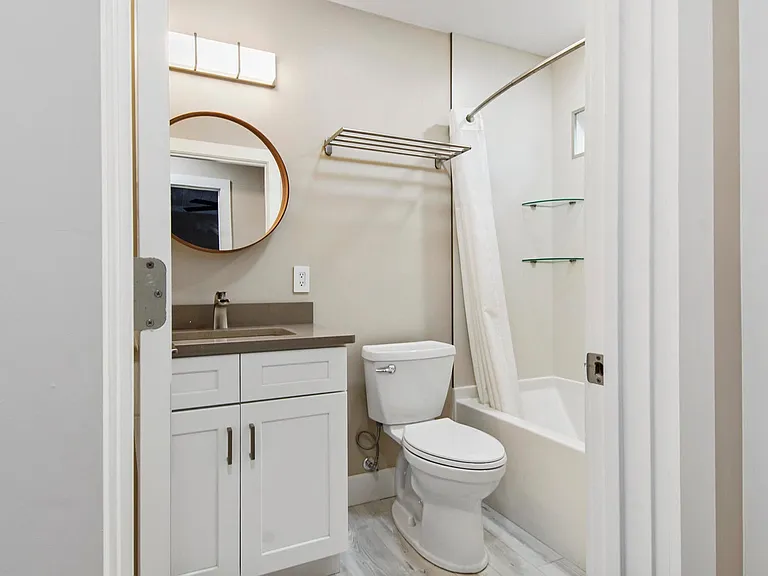 307 Dolphin Dr — Photo 24