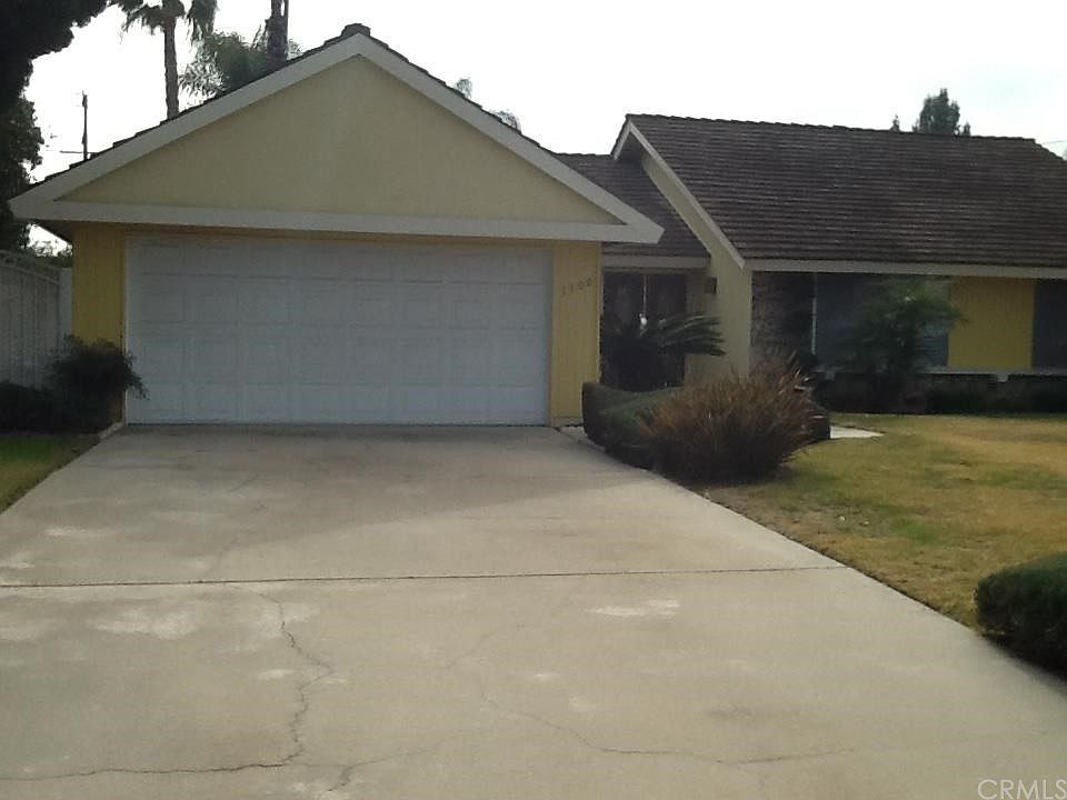 1st image of 1100 E Greenville Dr
