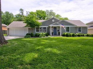 5943 Lockton Ln, Fairway, KS 66205