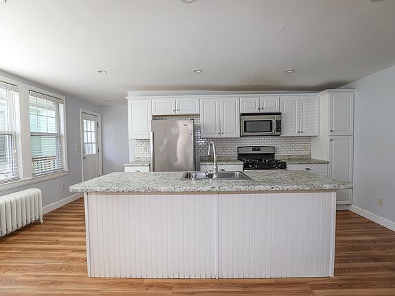 4th image of 27 Blodget Street