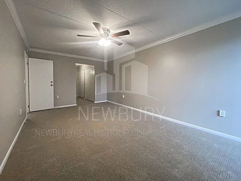 530 N Main Street - The Townhouse. — Photo 101