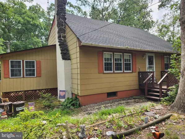809 W Baya Ave, Barnegat, NJ 08005