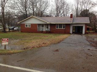 520 N 7th St, Obion, TN 38240