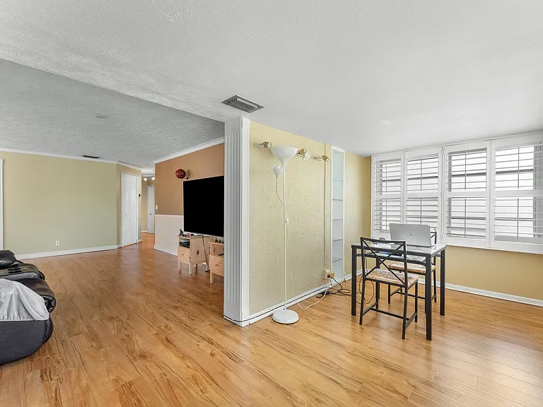 8000 Lagos De Campo Blvd #A-307 — Photo 15