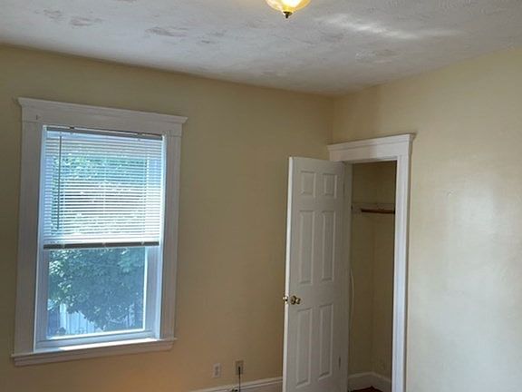 4th image of 44 Speedwell St Floor 2