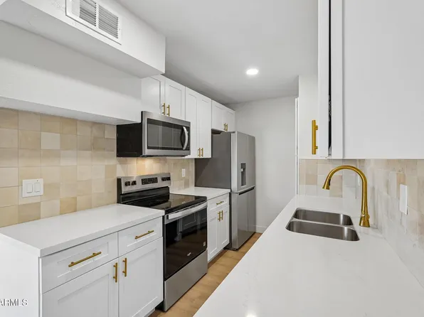 5919 W GOLDEN Lane, Glendale, AZ 85302