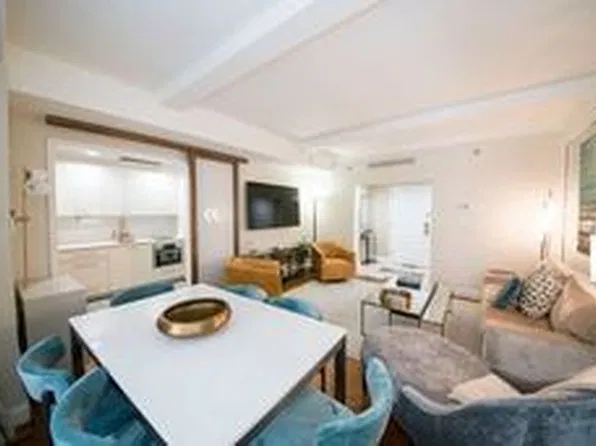 160 Central Park S #1218, New York, NY 10019