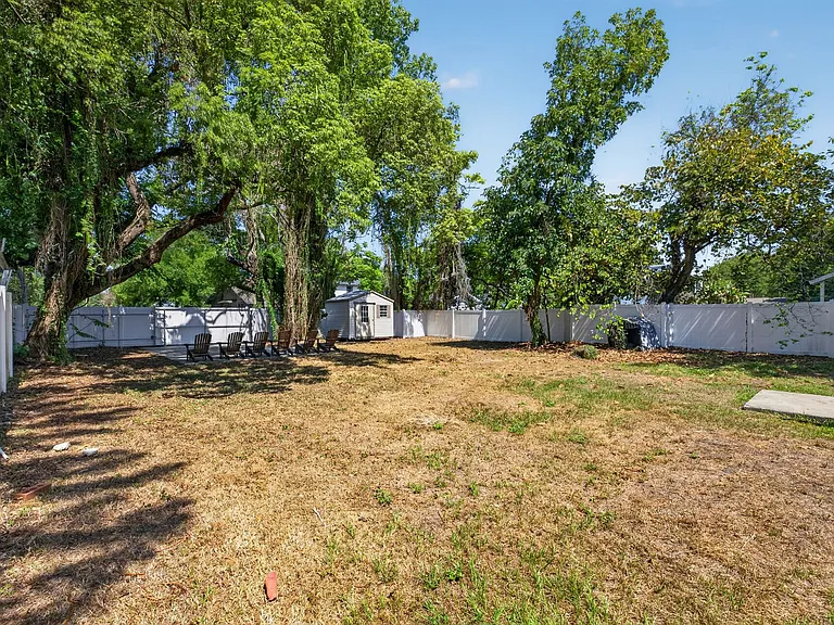 2904 N Jefferson St — Photo 46