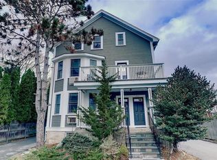 207 Cole Ave, Providence, RI 02906