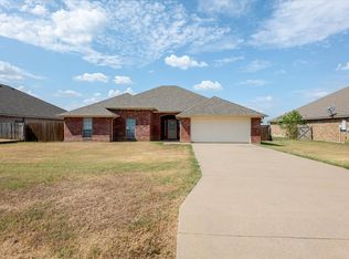 622 Parker Ln, Granbury, TX 76048