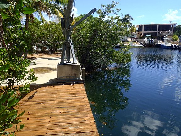 4th image of 108 Harbor Ln