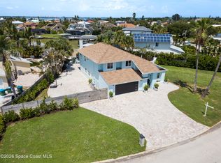 398 River View Ln, Melbourne Beach, FL 32951