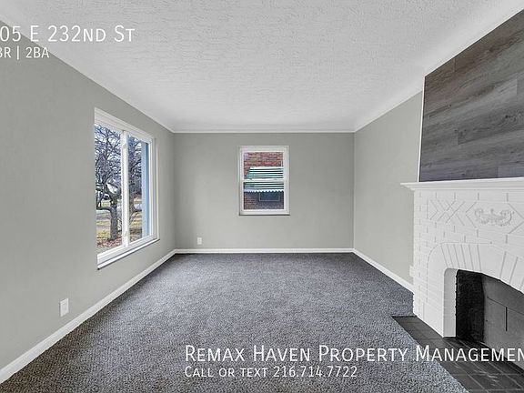3rd image of 305 E 232nd St