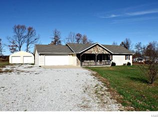 11551 Highway 32, Roby, MO 65557
