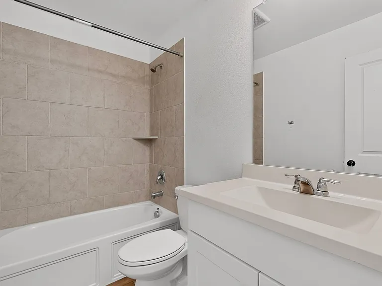 2285 Obsidian Dr — Photo 29
