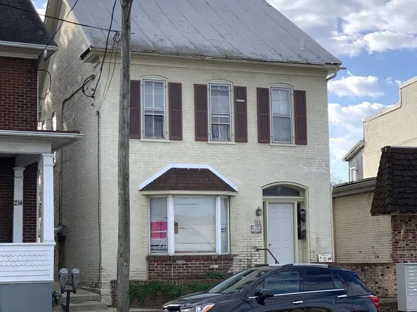 212 E King St, 212 E King St #B, Shippensburg, PA 17257