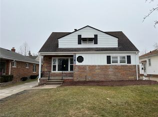 10704 Raymond Ave, Garfield Heights, OH